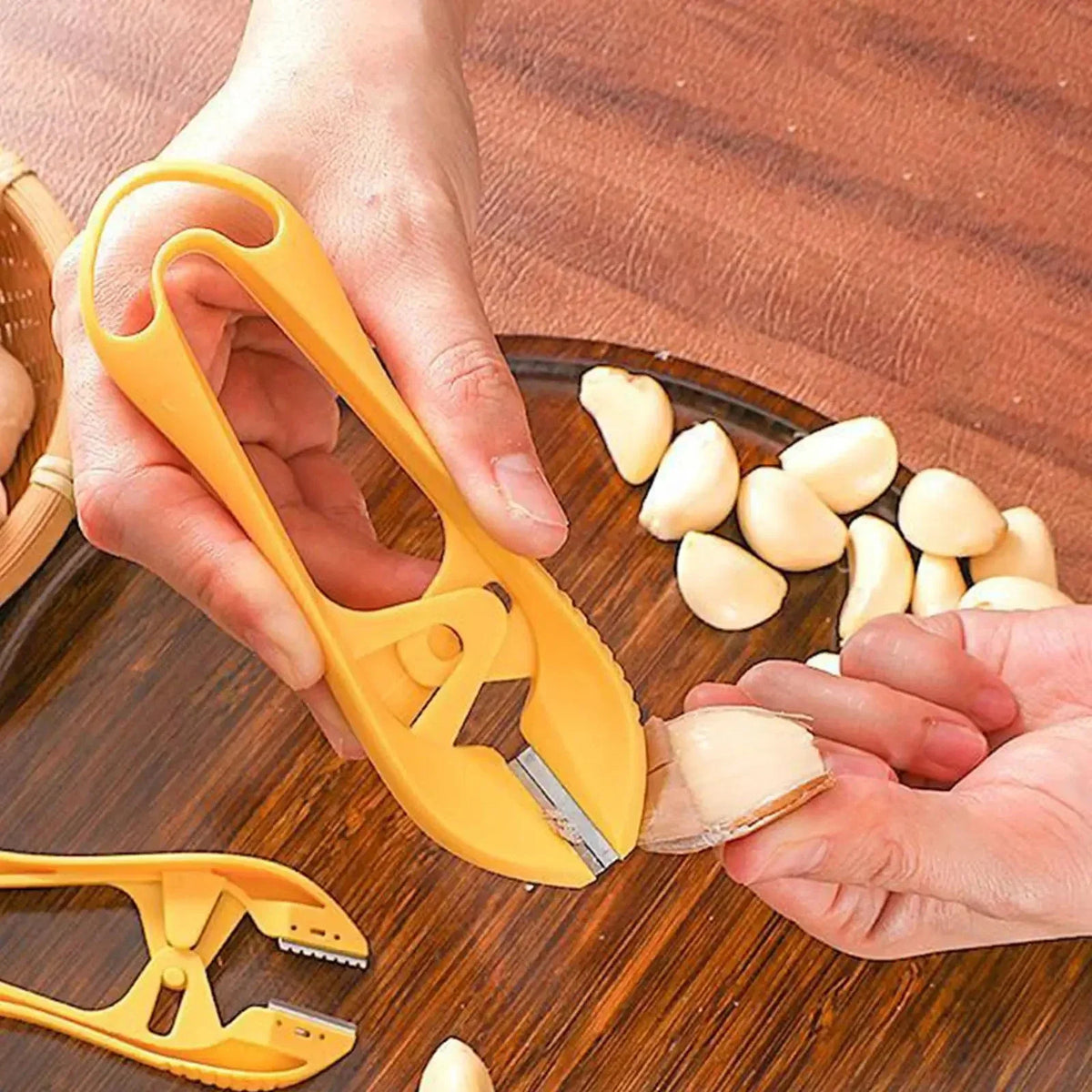 Garlic Peeling Tool