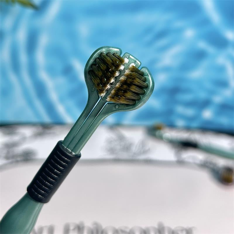 Triple Edge Cleaning Brush