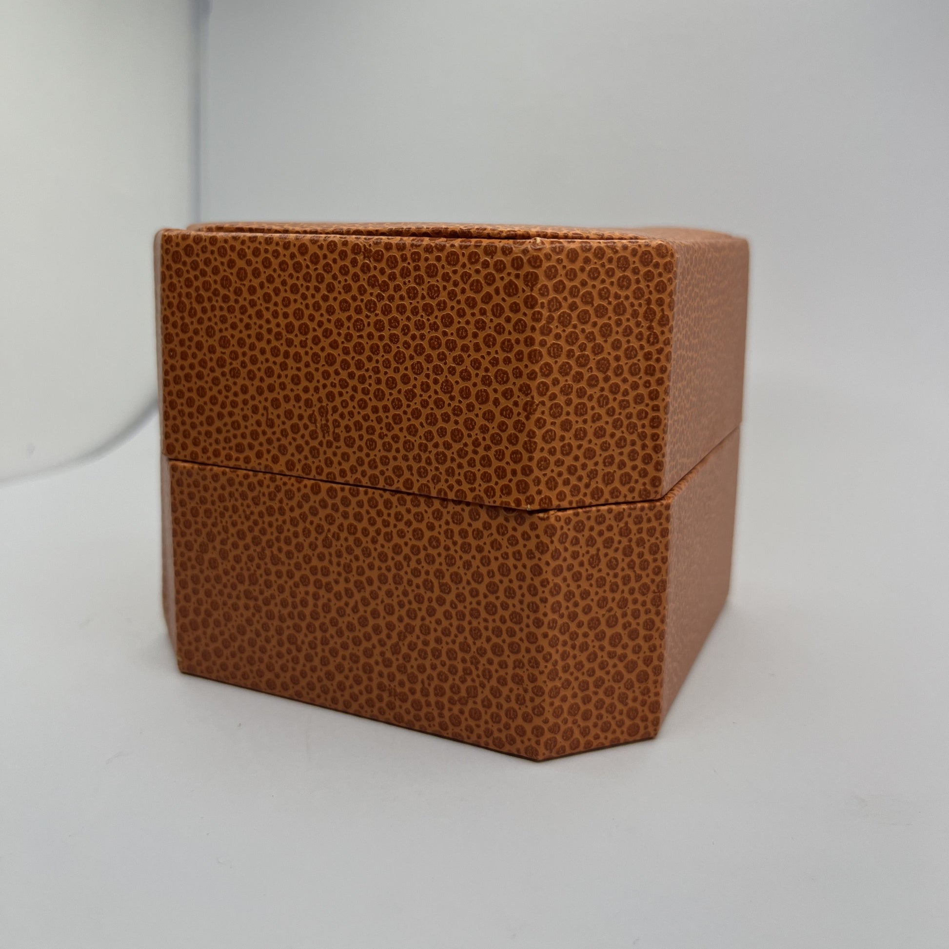 Elegant Gold & White Women’s Watch