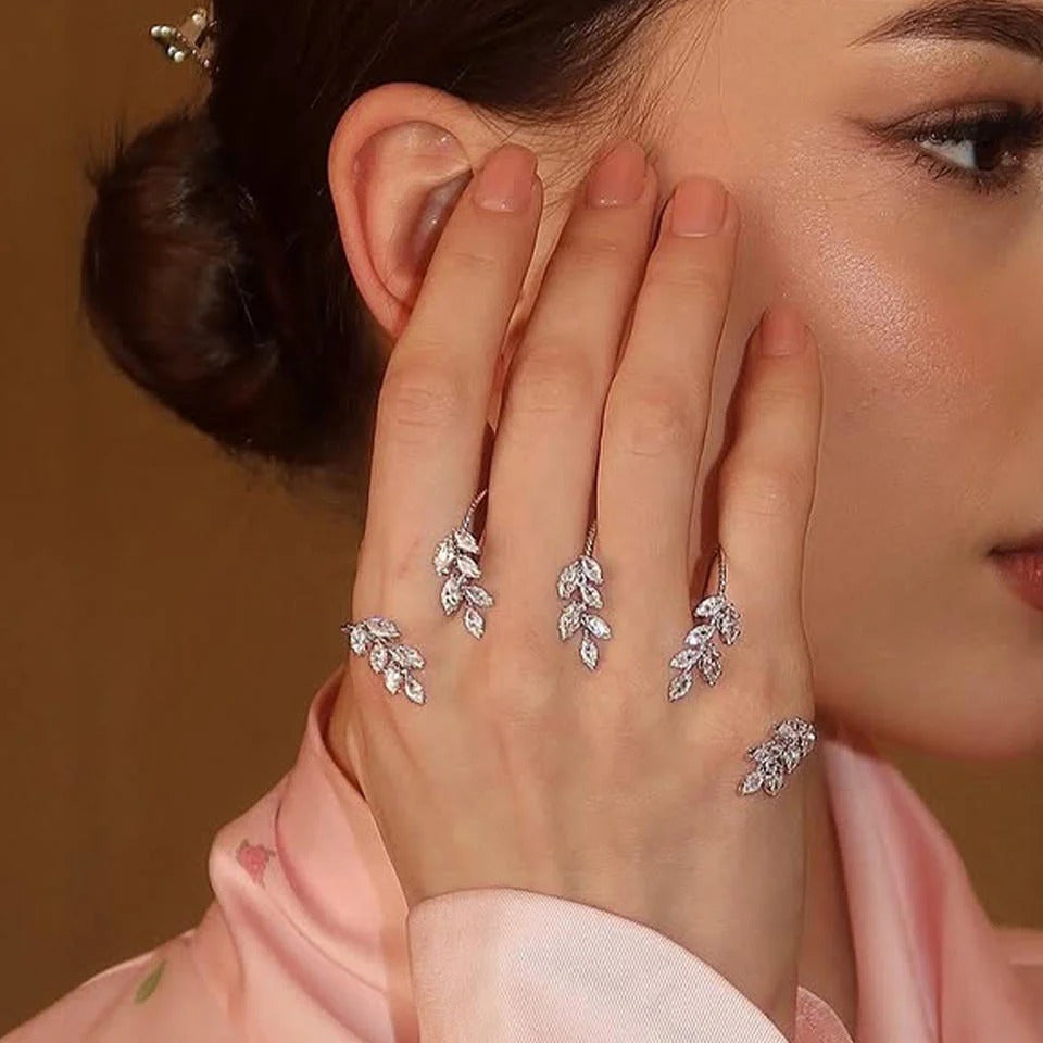 Celestial Leaf Curve Set