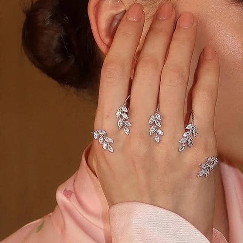 Celestial Leaf Curve Set